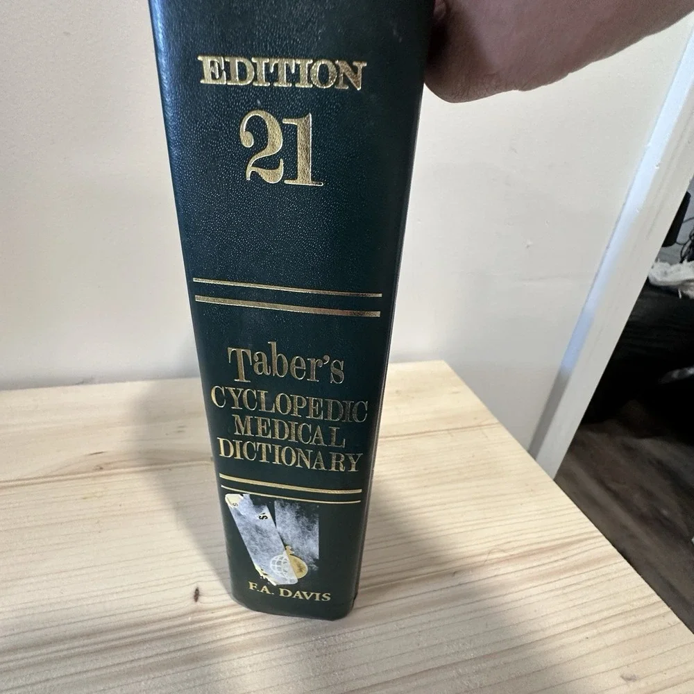 Taber's Cyclopedic Medical Dictionary 21st Edition Hardcover‎ Indexed